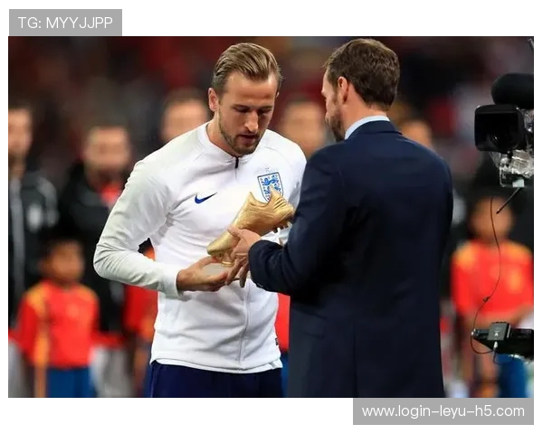 哈里·凯恩世界杯金靴表现解析：大赛荣誉是否支撑历史地位