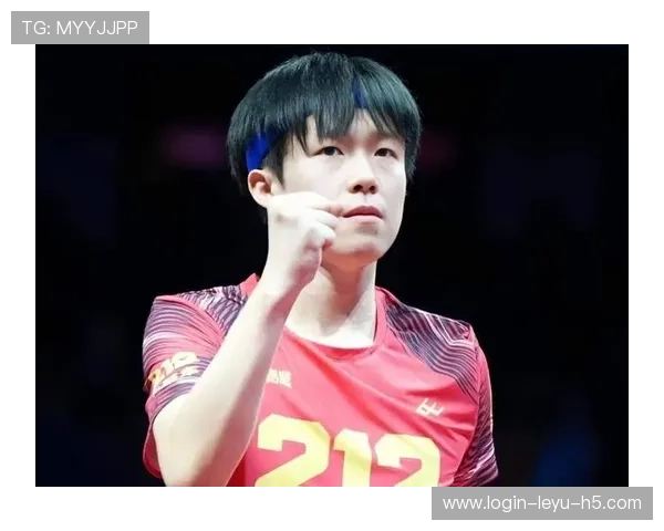 王楚钦练球像开挂，可家里沙发竟然破得那叫一惨怀疑他也爱“葛优瘫”啊？