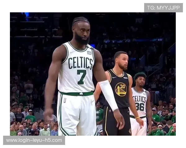 保罗·皮尔斯单打稳定提速，关键时刻得分能力领先队内锋线