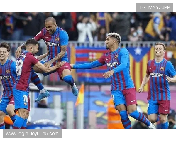 拉菲尼亚传中与远射双威胁解析