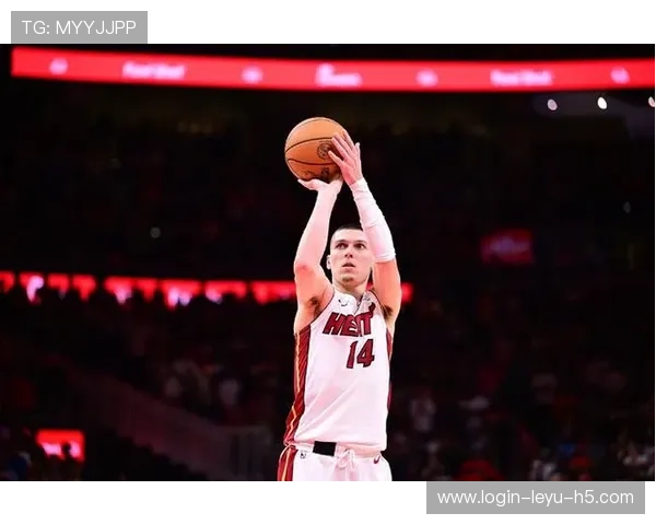 希罗无球跑动撕裂轮换防守 更胜上季提升热火三分率