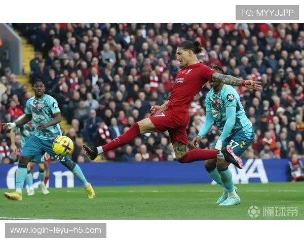 德里克·罗斯利用突破创造得分机会显著提升球队关键时刻效率