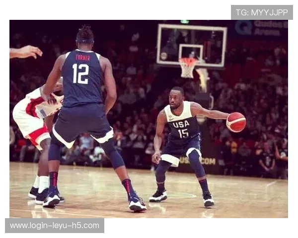 三秒规则在NBA和FIBA比赛中有哪些不同的具体应用？