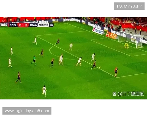 防守队员故意手球救险，为何有时不判点球？